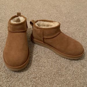 Ugh Classic Ultra Mini Boot
